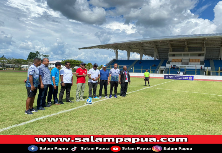 Didukung PTFI, Piala Soeratin U-15 Dan U-17 Zona Papua Tengah Resmi Digelar Di Mimika Sport Complex