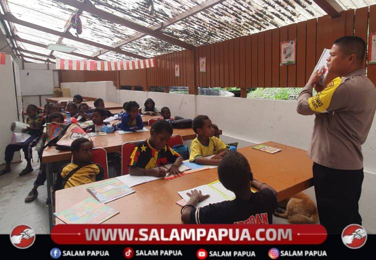 Bantu Anak Putus Sekolah, Polsek Tembagapura Tanamkan Semangat Belajar Lewat Program “Honai Belajar”