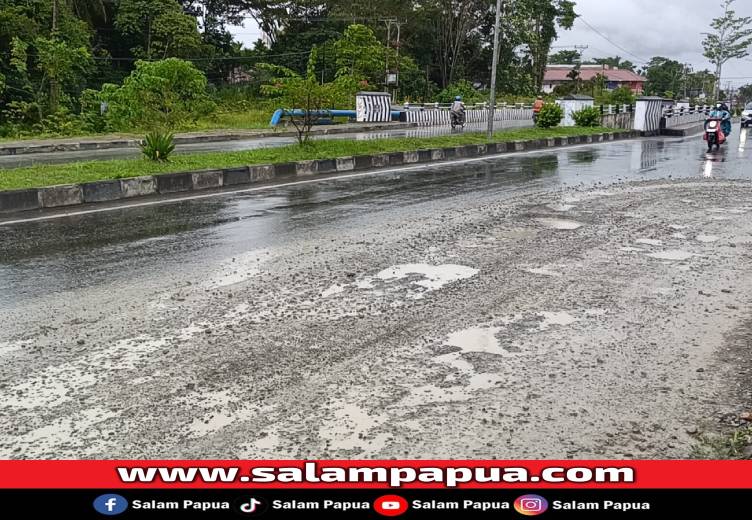 Material Berjatuhan Dan Jalan Rusak, Warga Minta Penertiban Truk Pengangkut Pasir