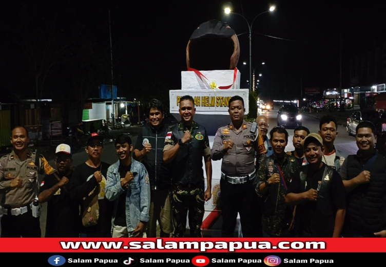 Dibangun Koteka Vespa Club, Tugu Helm Di Timika Diresmikan Wakapolda Papua