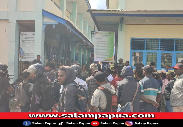 Setelah Palang Kantor BKPSDM, APA Lanjutkan Aksi Di SMP Negeri 2 Timika