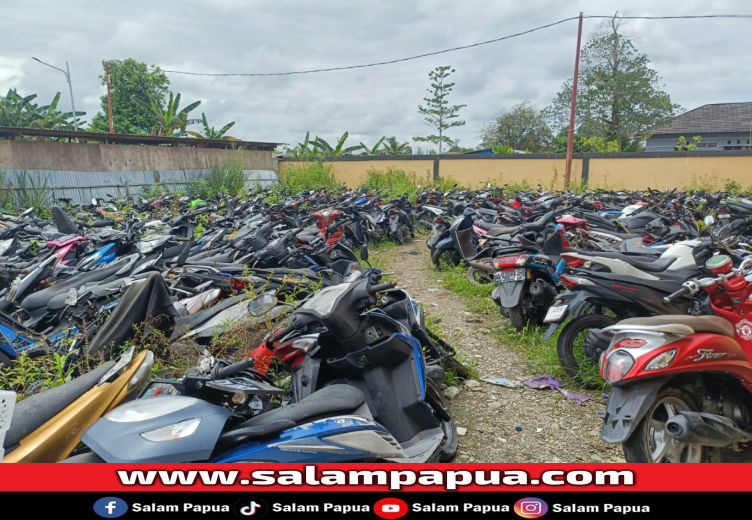 Tidak Diambil Pemiliknya, Ratusan Kendaraan Menumpuk Di Belakang Kantor Satlantas Mimika