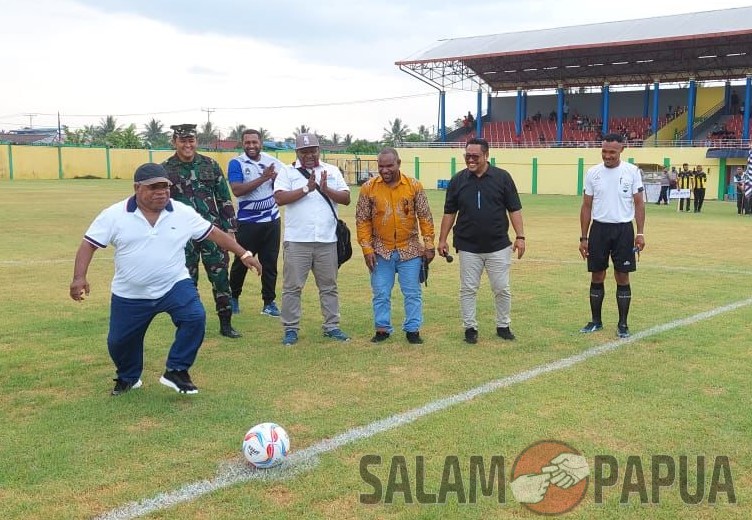 Turnamen Bupati Mimika Cup 2023 Resmi Dibuka, Wadah Untuk Mengembangkan Bakat Pemain-Pemain Muda