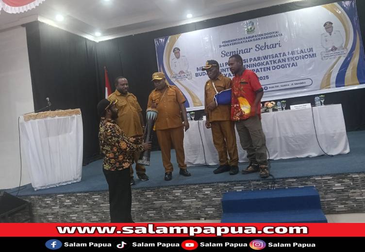 Bupati Dogiyai Dorong Pengembangan Budaya Dan Pariwisata Untuk Tingkatkan Ekonomi Rakyat