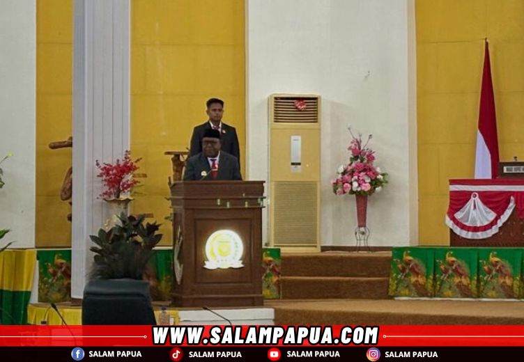 Wabup Mimika Sampaikan Jawaban Pemkab Atas Pandangan Umum Fraksi DPRK Terkait Ranperda Non APBD 2025