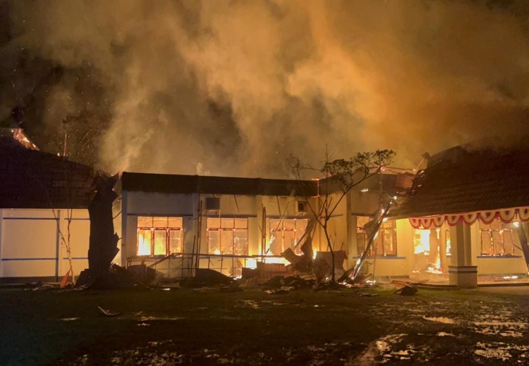 Tiga Kantor Dinas Di Yahukimo Terbakar, Polisi Belum Pastikan Penyebabnya
