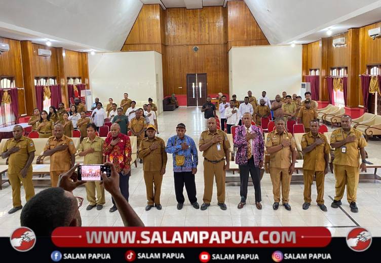 Kesbangpol Papua Tengah Ajak Masyarakat Dan Kepala Suku Jaga Kedamaian