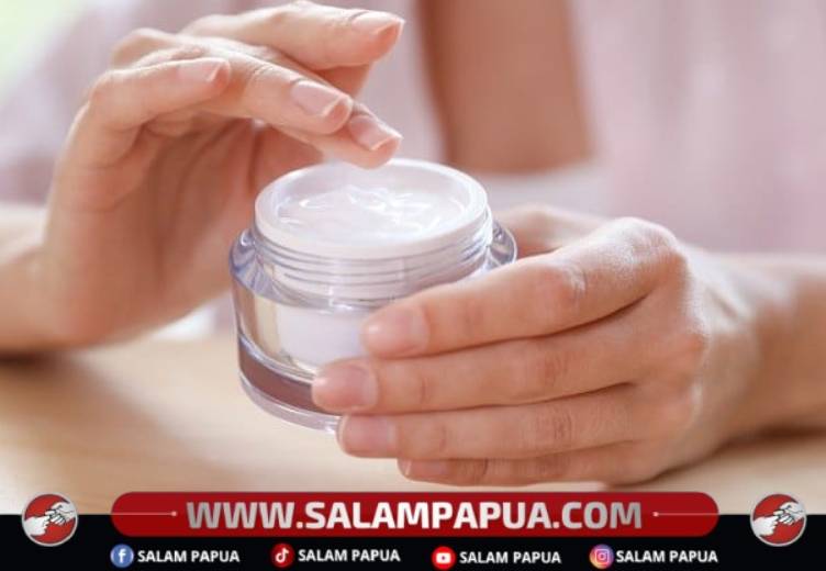 Skincare Lebih Penting Daripada Makanan Sehat, Benarkah?