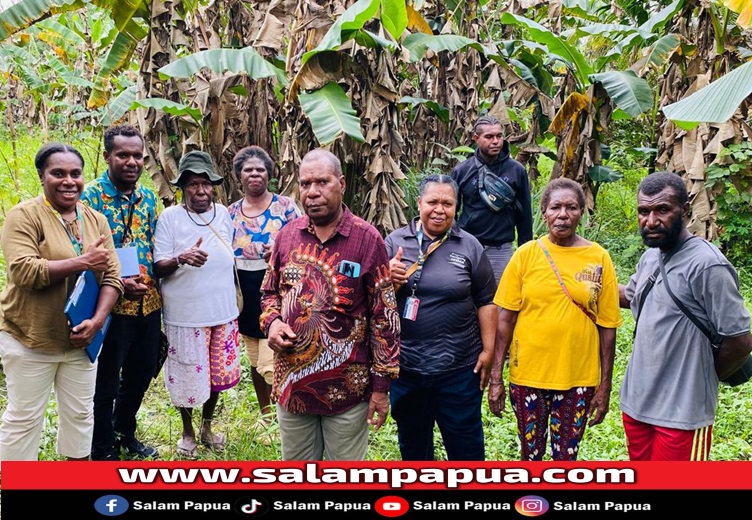 YPMAK Gelar Monev Ke Pokja Kampung Nawaripi Dan Koperapoka, Program Berjalan Sesuai Harapan