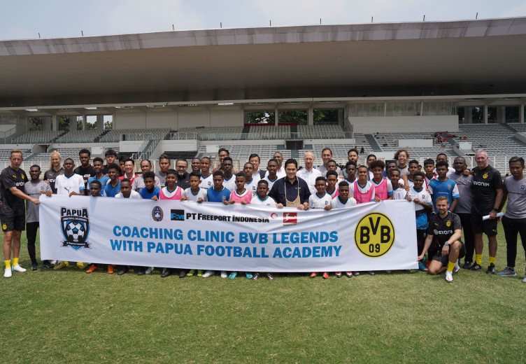 PSSI Dan Freeport Kembangkan Talenta Sepak Bola Papua Dalam Coaching Clinic Bersama Legenda Borussia Dortmund