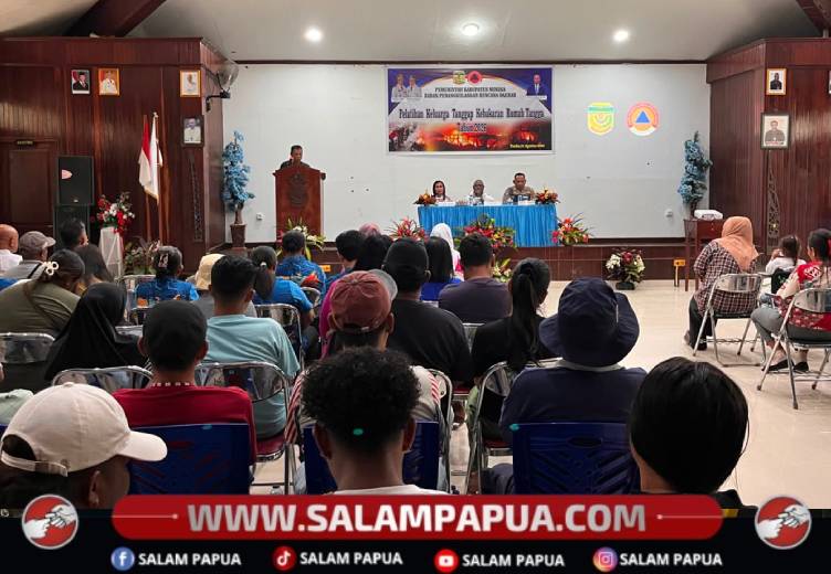 Jadi Garda Terdepan, BPBD Mimika Latih 180 Keluarga Tanggap Kebakaran Rumah Tangga