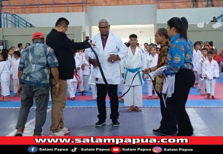 Bupati Mimika Johannes Rettob Resmi Jabat Ketua FORKI Mimika Periode 2026–2030