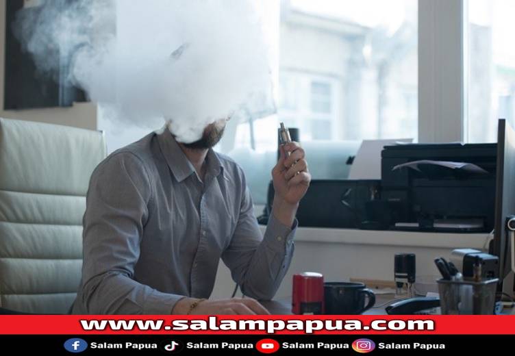 Waspadai Risiko Merokok Vape Bagi Kesehatan