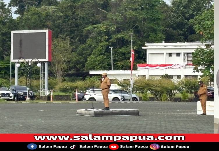 Kepala Distrik Diminta Pastikan Pemasangan Bendera Dan Kebersihan Lingkungan