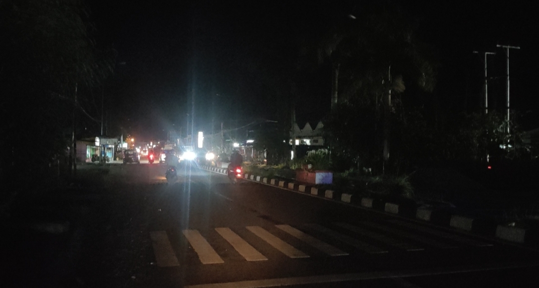 Warga Keluhkan Banyak Lampu Jalan Tidak Berfungsi Di Jalan Belibis