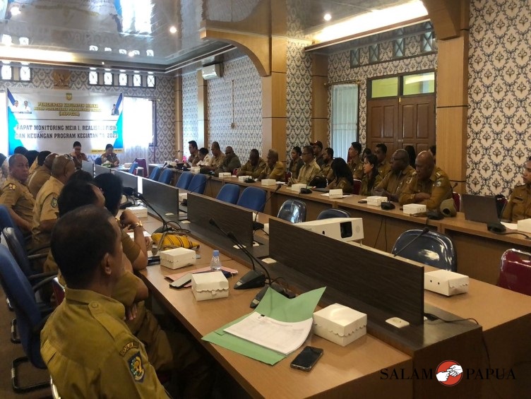 BAPPEDA MIMIKA GELAR RAPAT MONITORING MEJA PERTAMA BERSAMA OPD