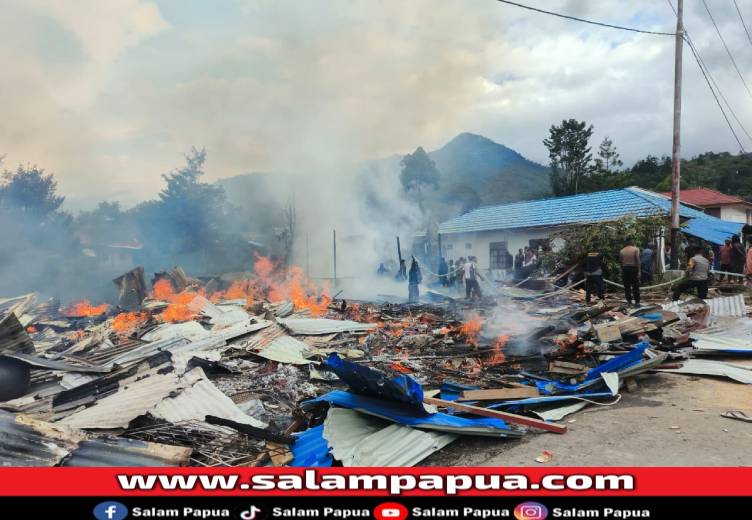 Kebakaran Hebat Di Tolikara Hanguskan 100 Bangunan, Polda Papua Imbau Warga Tak Terprovokasi Isu