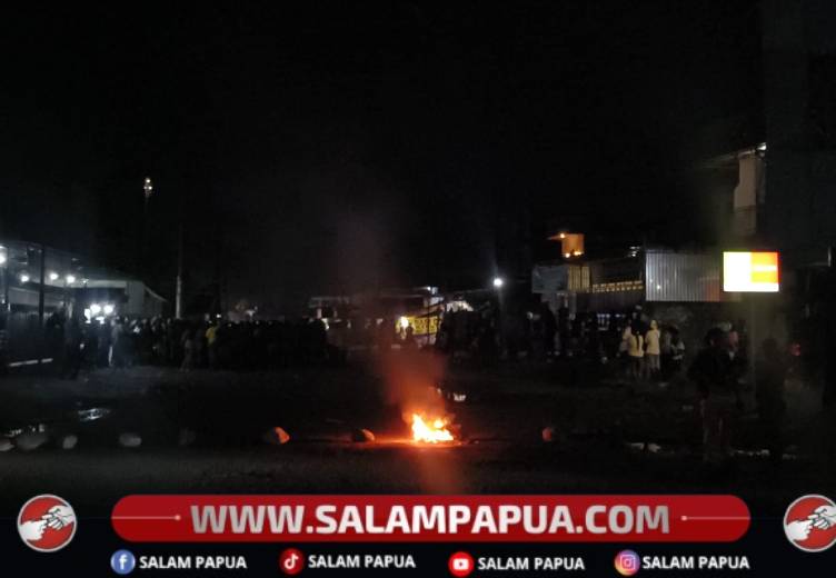 Toko Emas Kehabisan Dana, Pendulang Tradisional Di Timika Kembali Blokade Jalan Ahmad Yani