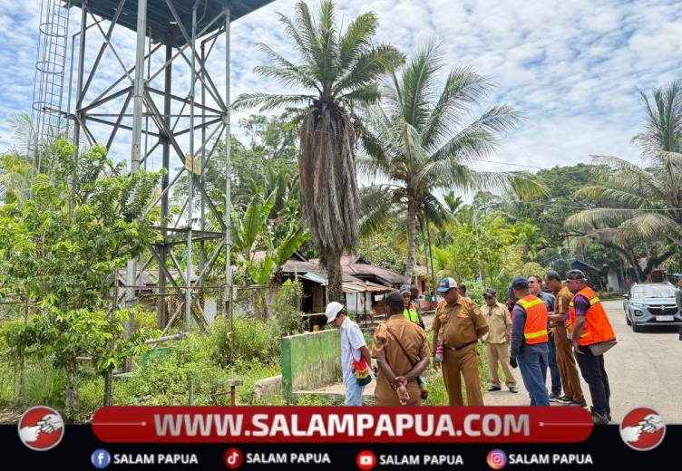 Pastikan Fasilitas Air Berfungsi, PUPR Mimika Ajak Warga Tipuka Dan Ayuka Menjaga