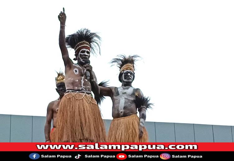 Hidupkan Kembali Budaya Kamoro Yang Hilang, Bupati Rettob Siap Terbitkan Perbup HUT Mapurujaya