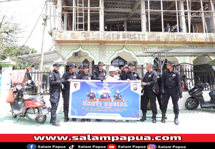 Jelang HUT Ke-80, Brimob Timika Gelar Pemeriksaan Kesehatan Gratis Dan Bersih-Bersih Rumah Ibadah