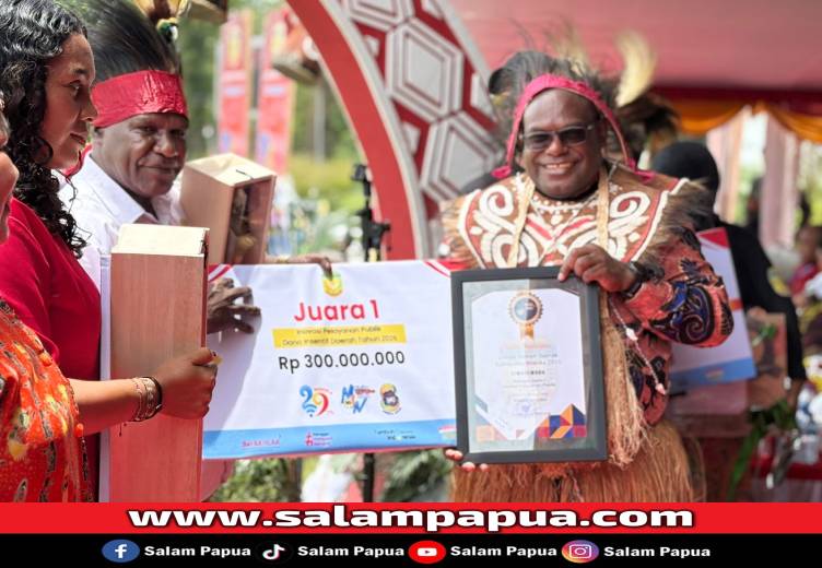Gubernur Papua Tengah Serahkan Hadiah Mimika Innovation Week 2025