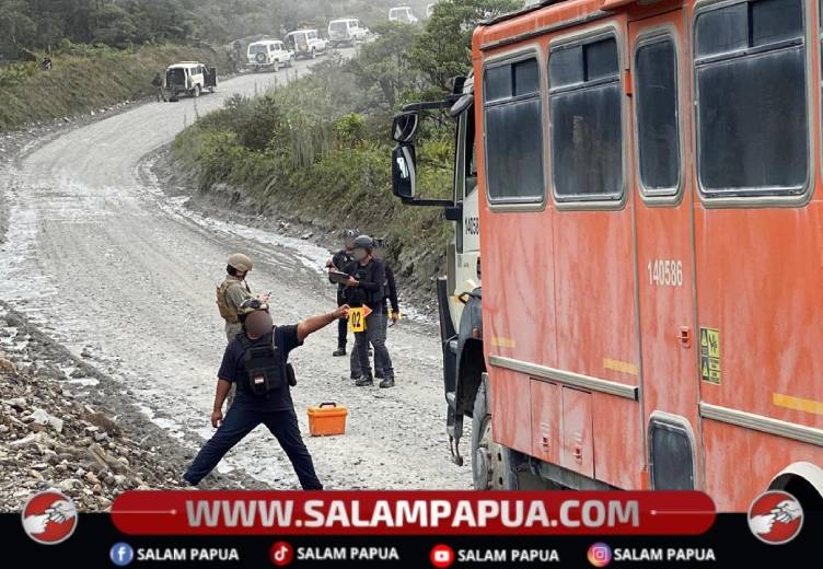 Konvoi Bus Freeport Ditembaki Di Mile 60, Polisi Olah TKP Temukan 3 Selongsong 5,56