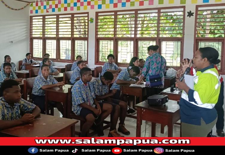 Peduli Generasi Muda, CSR & SHE PT Petrosea Sosialisasi Bahaya HIV-AIDS Di SMPN 6 Utikini