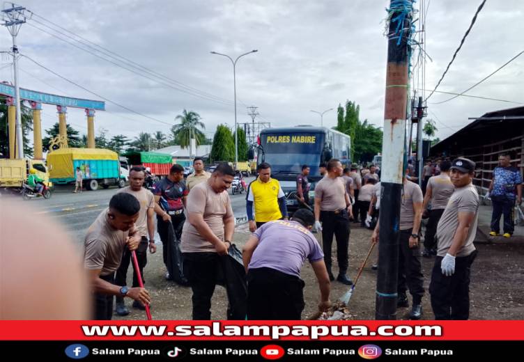 Wujudkan Kota Nabire Asri, Polres Bersihkan Pasar Oyehe Dan Imbau Jaga Kamtibmas