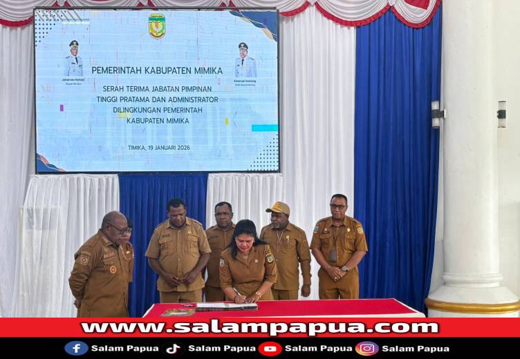 Sertijab Pejabat Pemkab Mimika, Wabup Kemong Ingatkan Amanah Jabatan