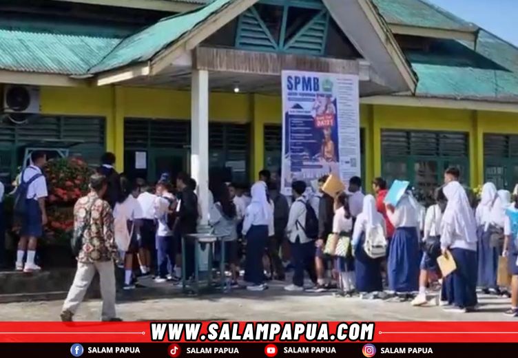 Antre Hingga Subuh, Orang Tua Curiga Penerimaan Siswa Baru SMAN 1 Mimika Tidak Sesuai Zonasi
