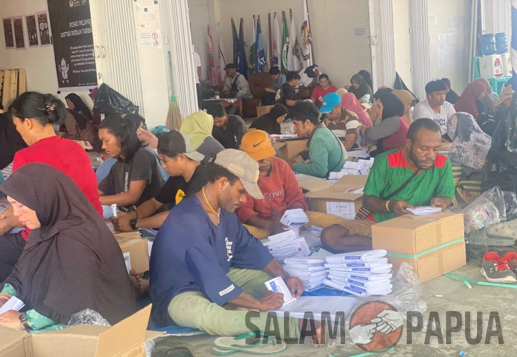KPU Mimika Rekrut 250 Masyarakat Dalam Penyortiran Dan Pelipatan Surat Suara DPRD Provinsi