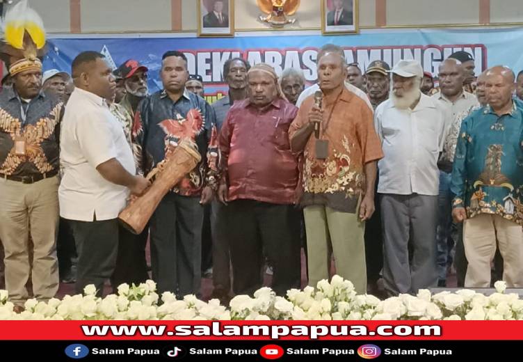 Orang Amungme Diingatkan Tidak Lupa Jasa Almarhum Tom Beanal