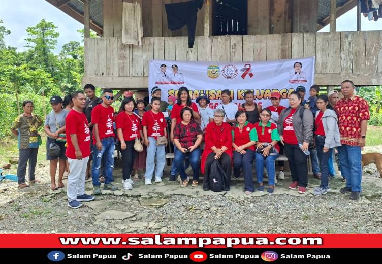 YMPT Dan Dinas Sosial Sambut Natal Dengan Sosialisasi HIV-AIDS Dan Pembagian 240 Paket