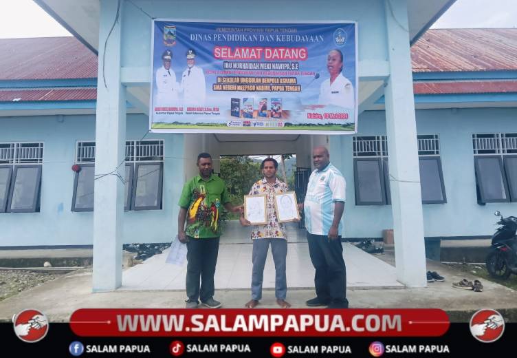 Sekolah Gratis Berlanjut, Pemprov Papua Tengah Dorong Semua Anak Papua Bersekolah