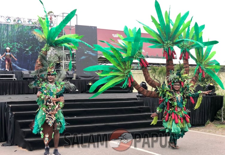 Mimika Dance Carnival Berlangsung Meriah, Perkenalkan Budaya Lokal Ke Kancah Internasional