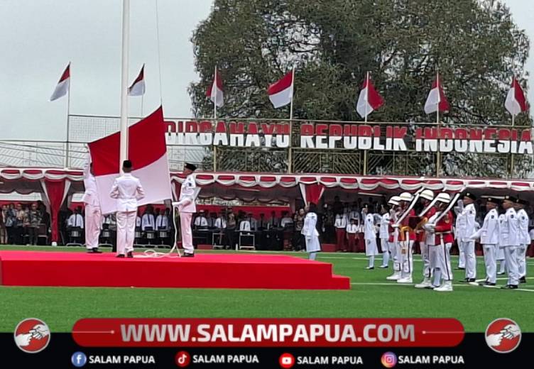 Suasana Upacara pengibaran Bendera Merah Putih oleh Paskibra PPT Freeport Indonesia di Sport Hall Tembagapura Mimika, Senin (17/8/2026)(Salampapua.com/Sianturi)
