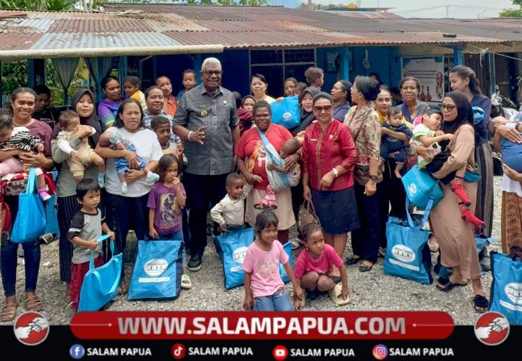 Bupati Mimika Salurkan 115 Paket Bantuan Wapres Gibran Untuk Kelompok Rentan