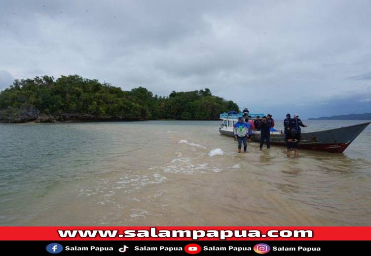 Inilah 8 Destinasi Wisata Menarik Di Fakfak, Papua Barat