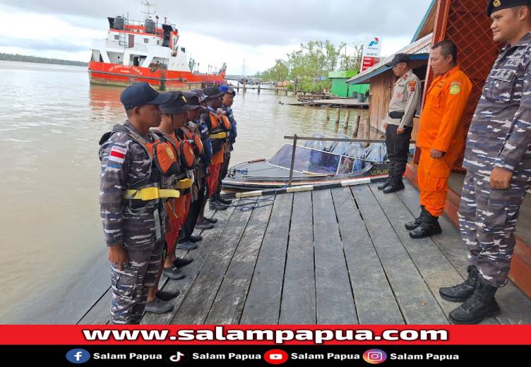 Perahu Ketinting Terbalik Di Asmat, 6 Selamat Dan 1 Balita Masih Hilang