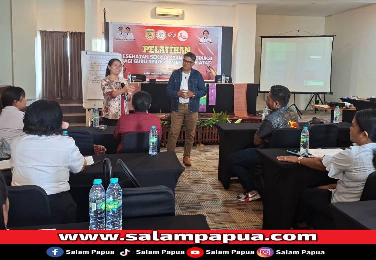 Kasus Kekerasan Dan IMS Meningkat, Guru SMA Di Timika Dibekali Materi Kesehatan Seksual