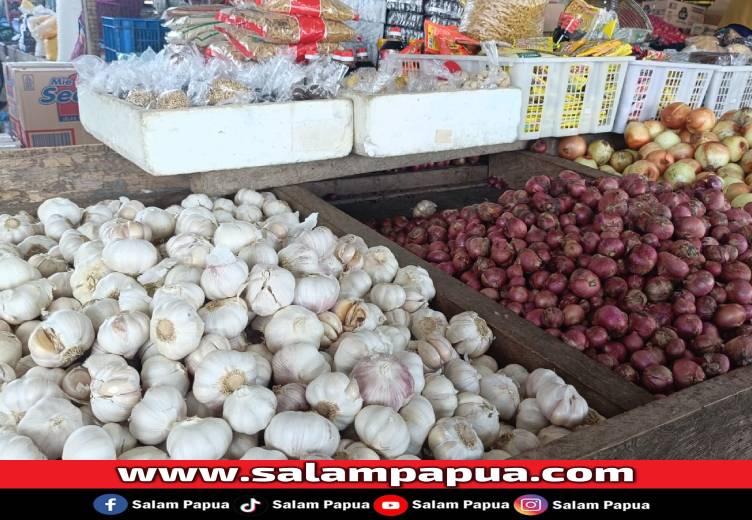 Harga Kebutuhan Pokok Di Pasar Sentral Timika Mayoritas Stabil, Cabai Naik
