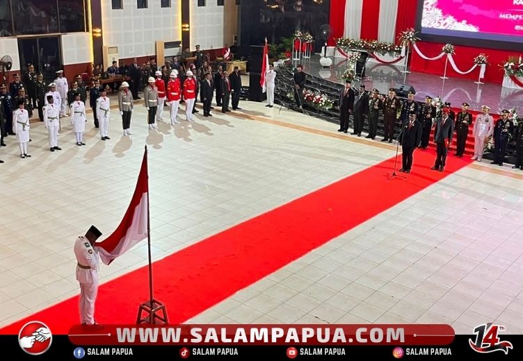 Bupati John Rettob Kukuhkan 54 Anggota Paskibra Kabupaten Mimika 2026