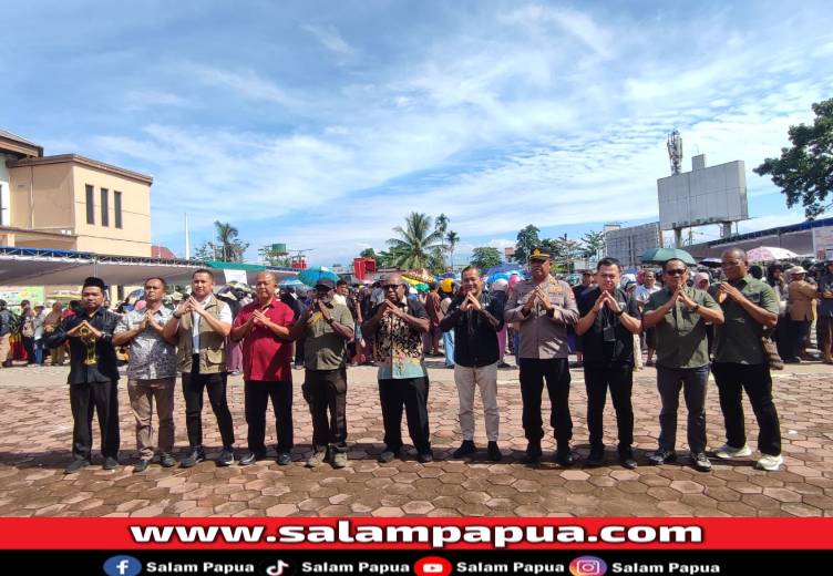 Wakil Bupati Mimika Buka Gerakan Pangan Murah Jelang HBKN