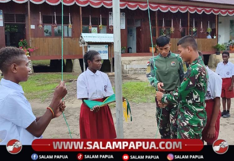 Satgas TMMD Kodim 1710/Mimika Latih Siswa SD Naena Keakwa Jelang Upacara Hardiknas