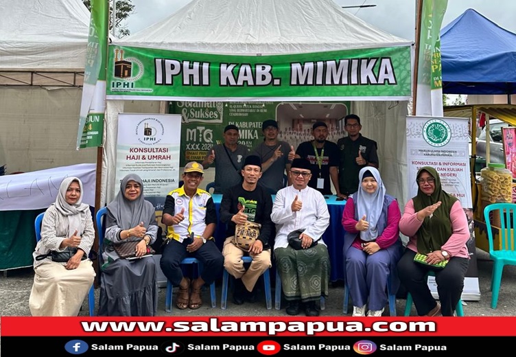 IPHI Mimika Buka Stand Konsultasi Haji Dan Umrah Di Halaman Gedung Emeneme Yauware