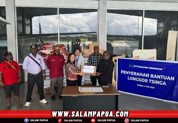 Freeport Dan YPMAK Serahkan Bantuan Bagi Warga Tsinga Yang Terdampak Longsor
