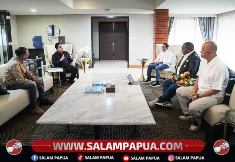 Suasana pertemuan Ketua Umum PSSI, Erick Thohir dengan pihak WBFC di ruang kerjanya beberapa waktu lalu (Dokumen WBFC)